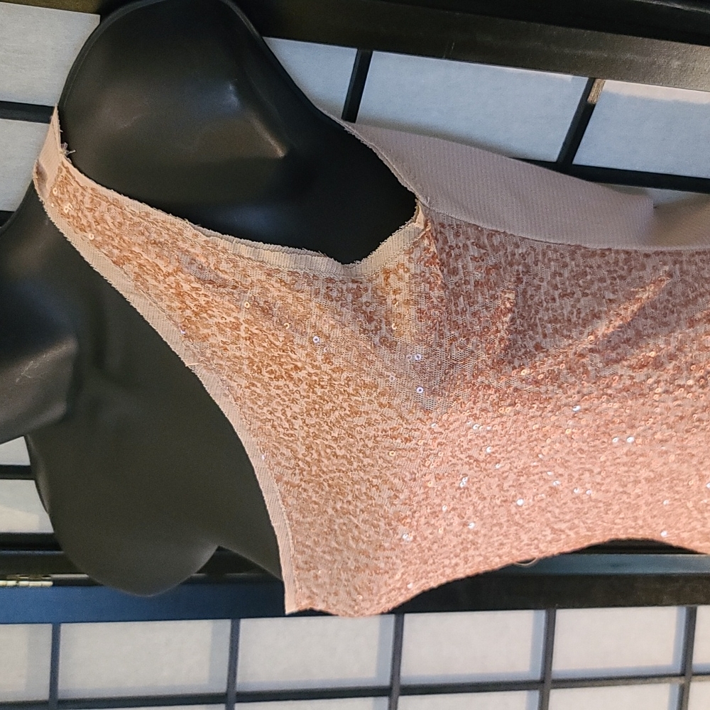NNG Design One Shoulder Peach Sequin Top sz S/M - Picture 3 of 10